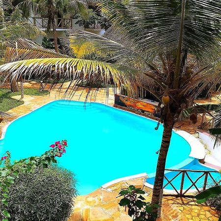 Hotel Tropical Zanzibar Nungwi Esterno foto