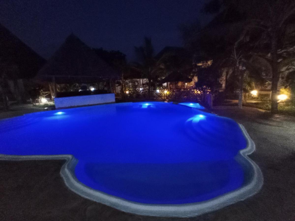 Hotel Tropical Zanzibar Nungwi Esterno foto