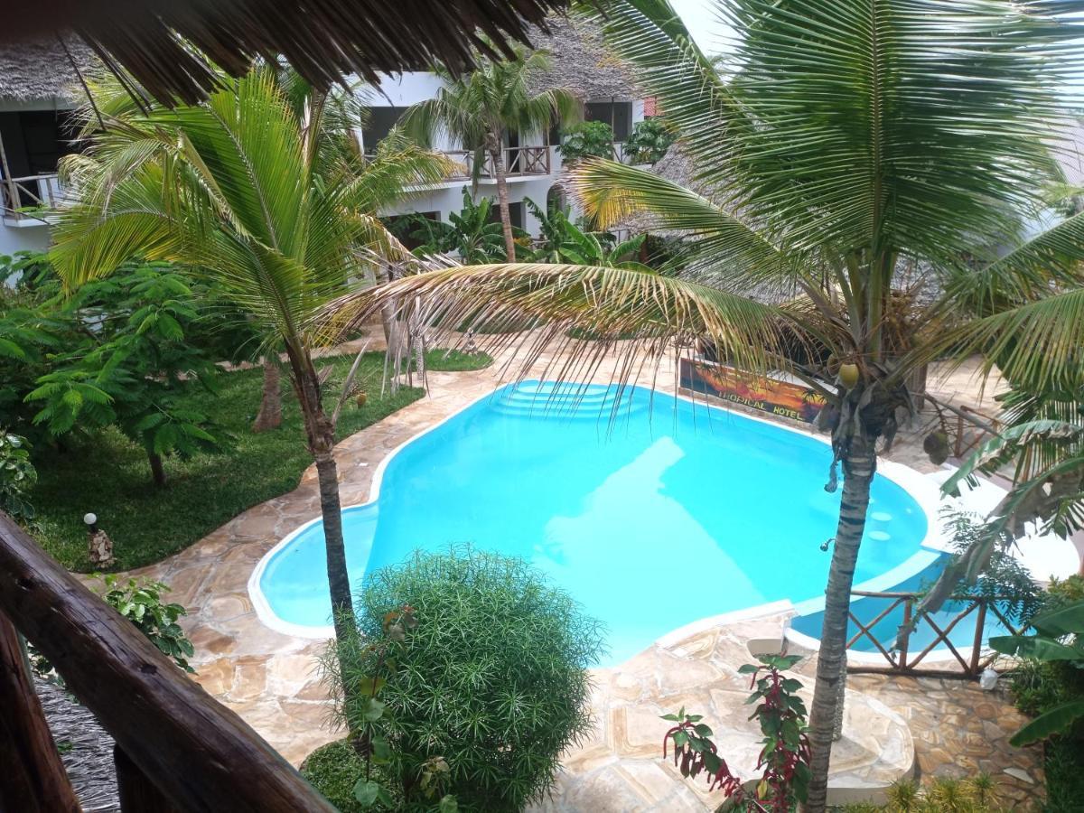 Hotel Tropical Zanzibar Nungwi Esterno foto