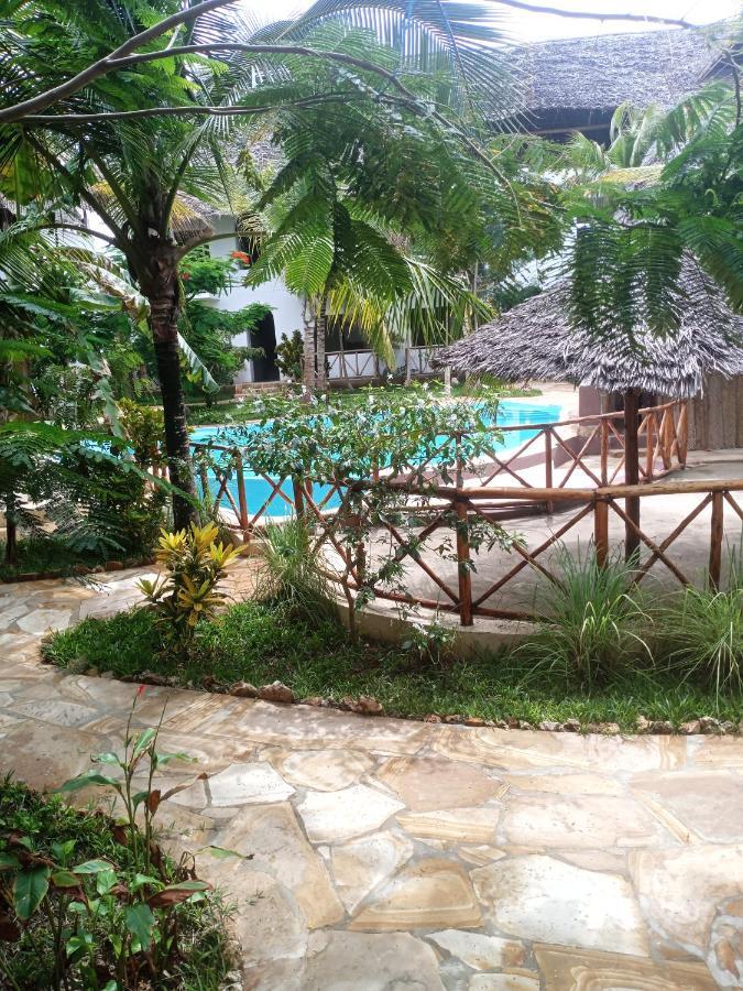 Hotel Tropical Zanzibar Nungwi Esterno foto